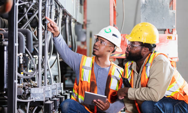 Best Commercial Electrician Services  in Saybrook Manor, CT